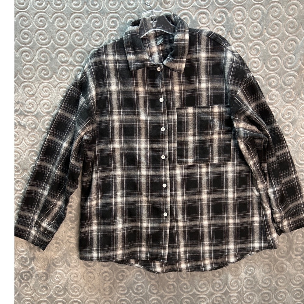 SHEIN Black White Plaid‎ Button Up Long Sleeve Shirt Women Size Medium Oversized